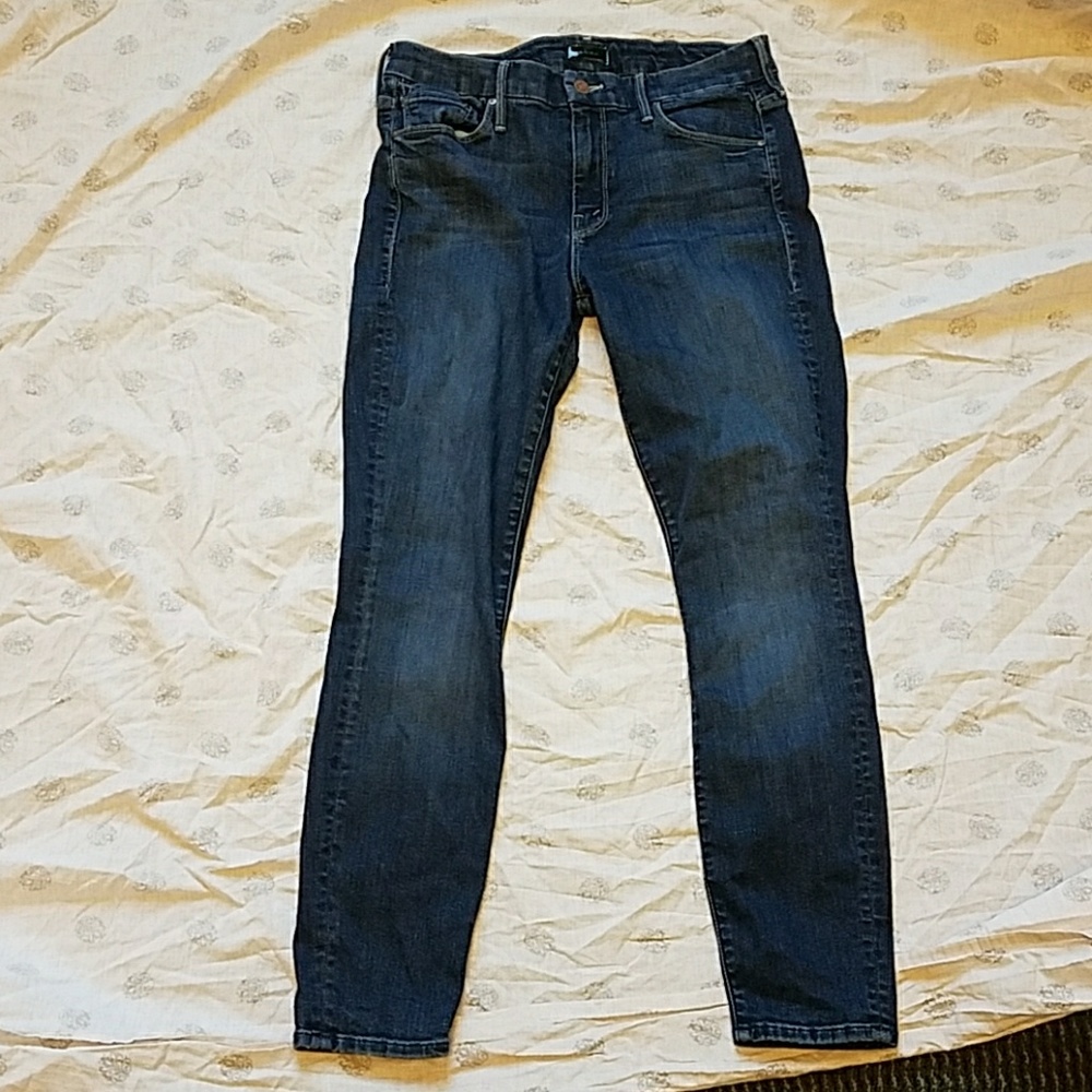 Mother Looker Crop size 29